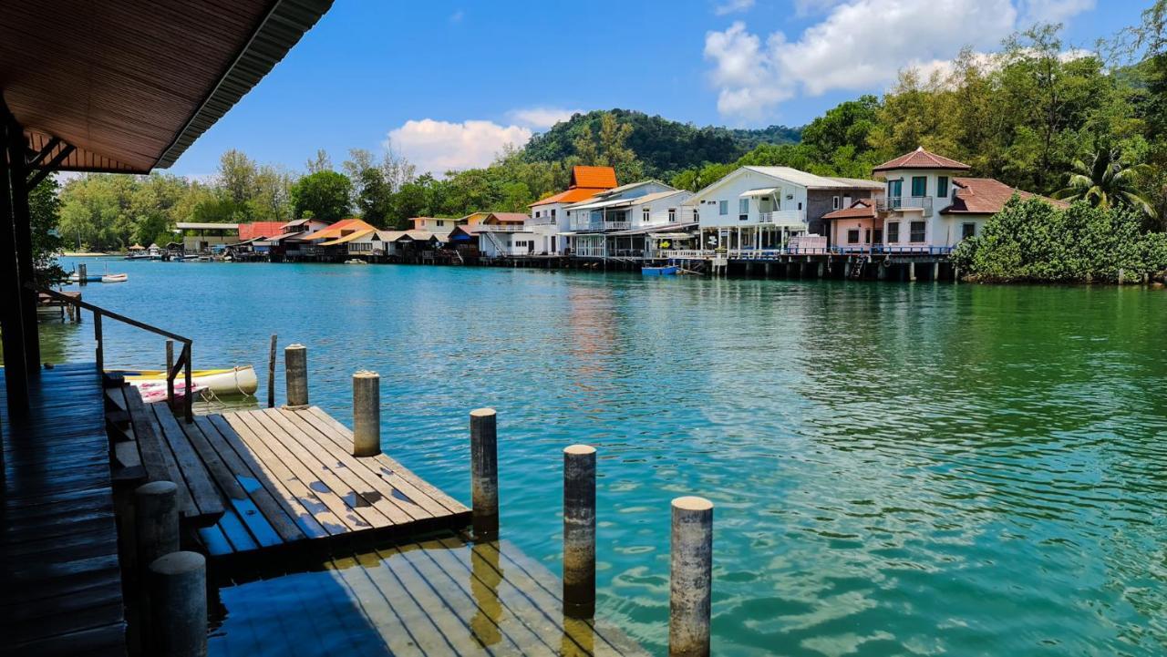 Hotel Baan Rim Nam Koh Chang Exterior foto
