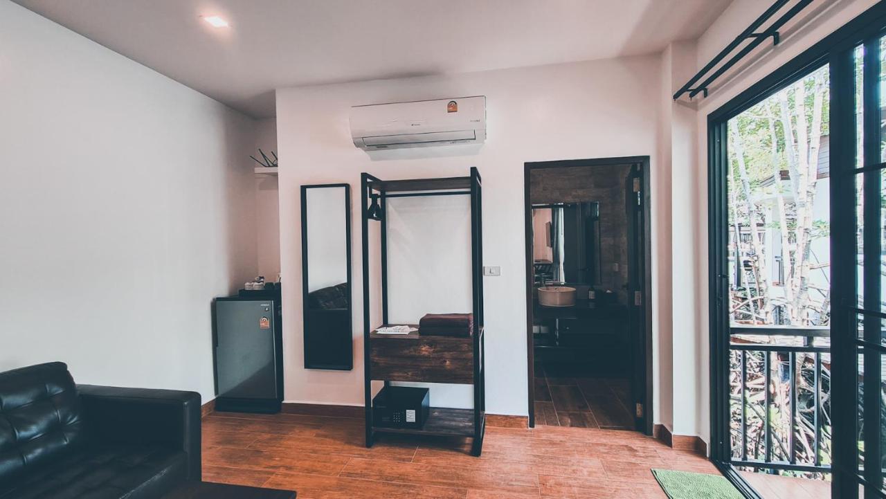 Hotel Baan Rim Nam Koh Chang Exterior foto