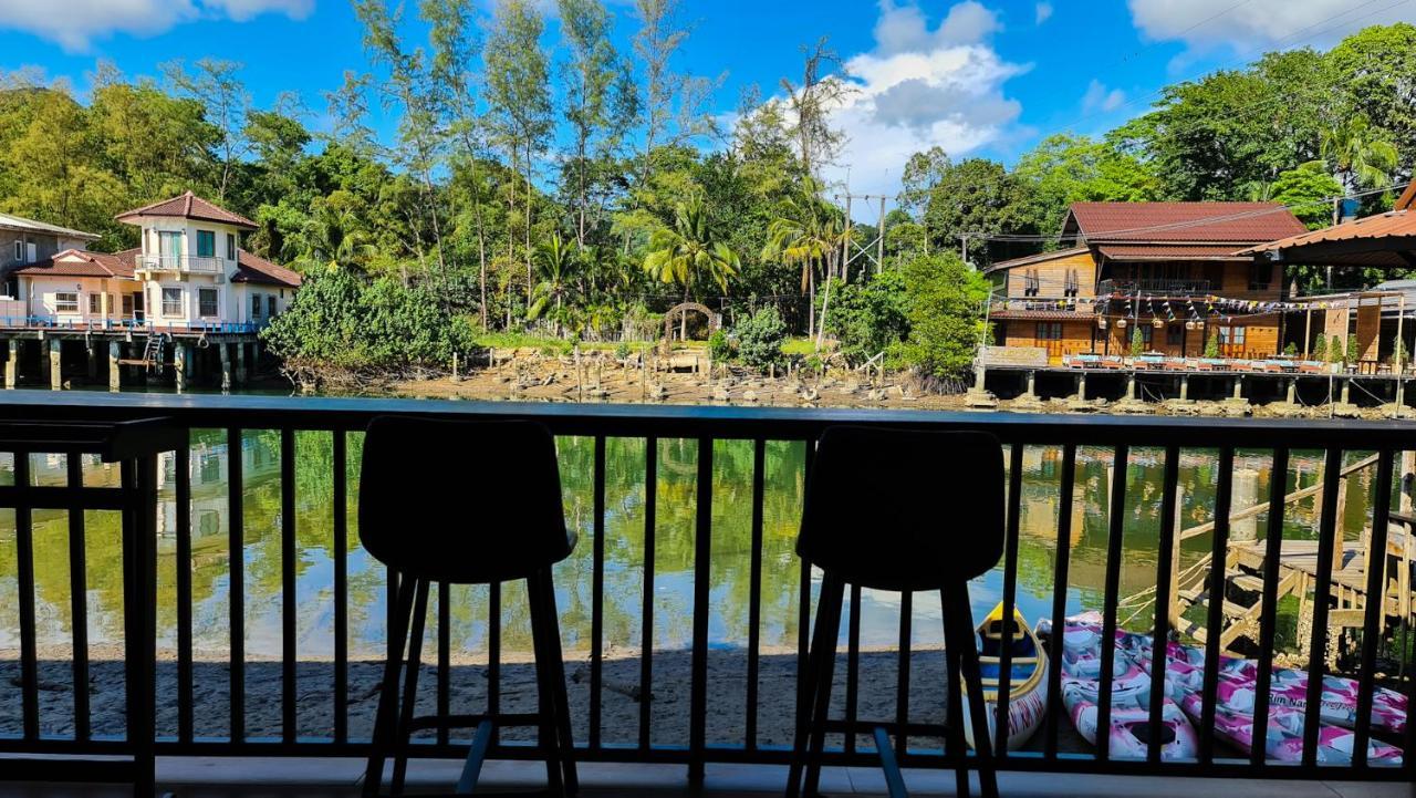 Hotel Baan Rim Nam Koh Chang Exterior foto